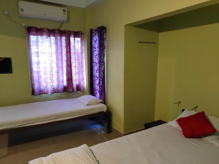 radha rani lodge