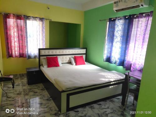 Radha Rani Lodge,,2 star