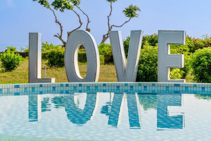 happiness ocean view bandb
