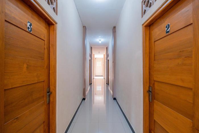 reddoorz syariah near batu night spectacular