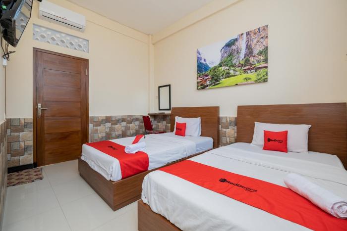 reddoorz syariah near batu night spectacular