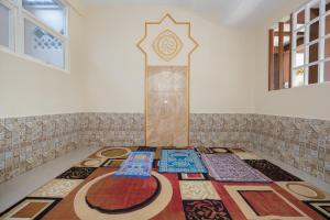 reddoorz syariah near batu night spectacular