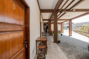 reddoorz syariah near batu night spectacular