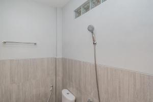 reddoorz syariah near batu night spectacular