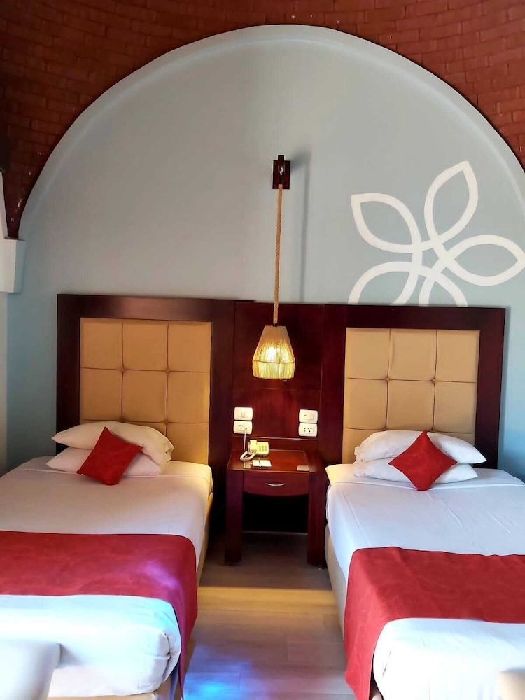 sentido akassia beach