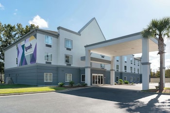 spark by hilton savannah south i 95