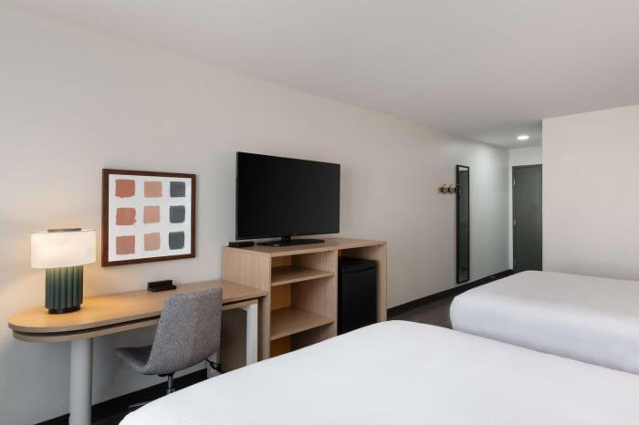 spark by hilton savannah south i 95