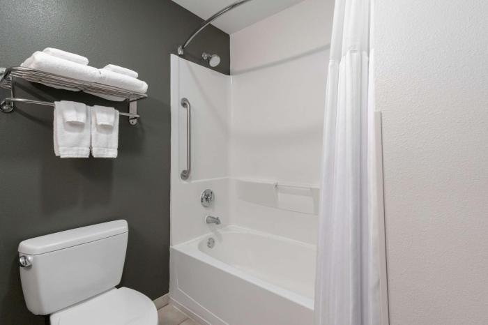 spark by hilton savannah south i 95