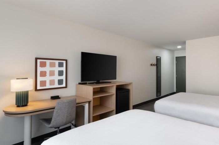 spark by hilton savannah south i 95