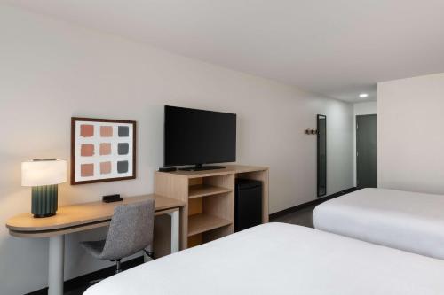 spark by hilton savannah south i 95