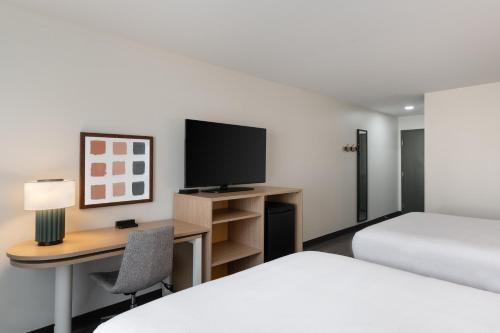 spark by hilton savannah south i 95