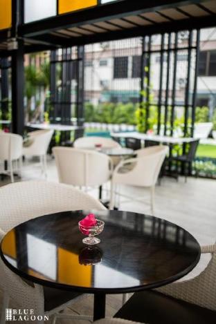 blue lagoon hotel