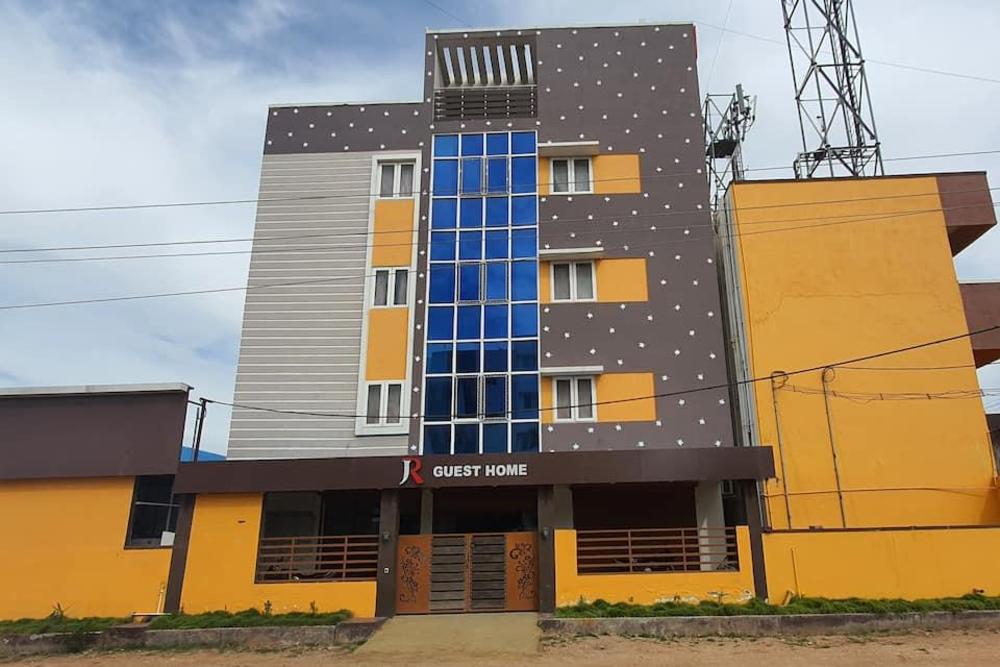 jr guest home