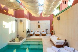 riad kaiss by anika