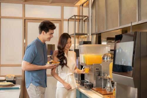 staybridge suites bangkok thonglor an ihg hotel