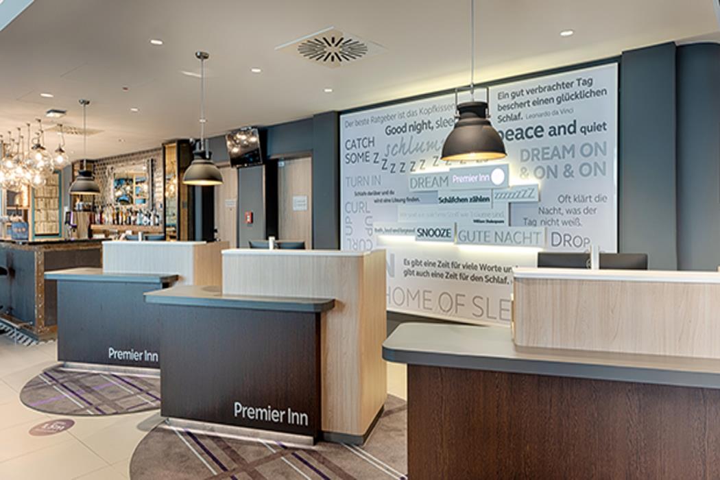 premier inn frankfurt westend hotel