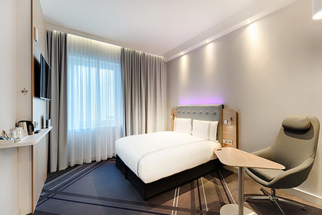 premier inn frankfurt westend hotel
