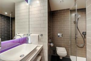 premier inn frankfurt westend hotel