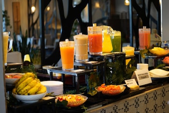 mado hotel
