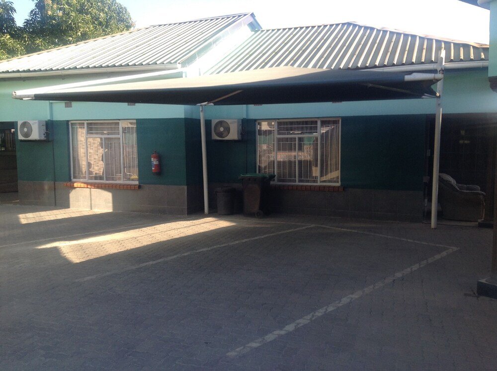 Eliba Apartments,Near Mukuni Park Curio Market,0 star