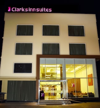 clarks inn suites katra