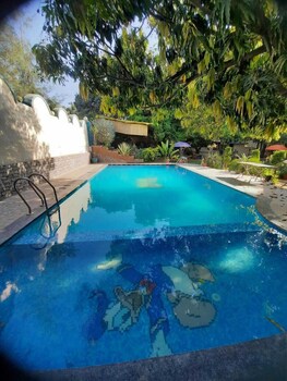 Neel Amar Villas,,3 star