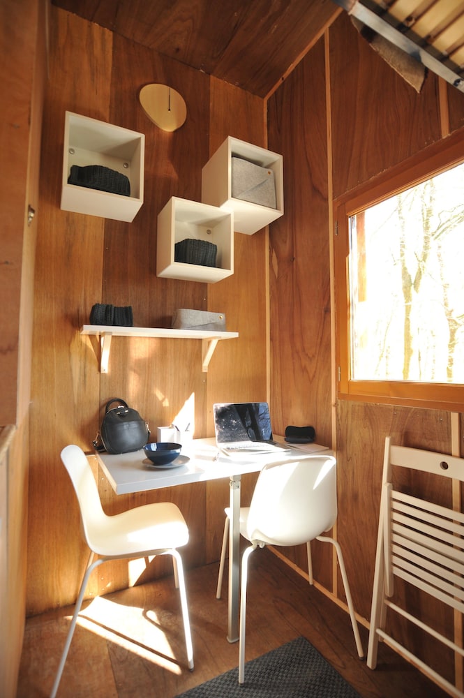 cabanes de lespace fouletot