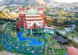 holiday world riwo teens hotel