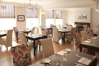 The Chequers Hotel,Newbury>>Berkshire,4 star
