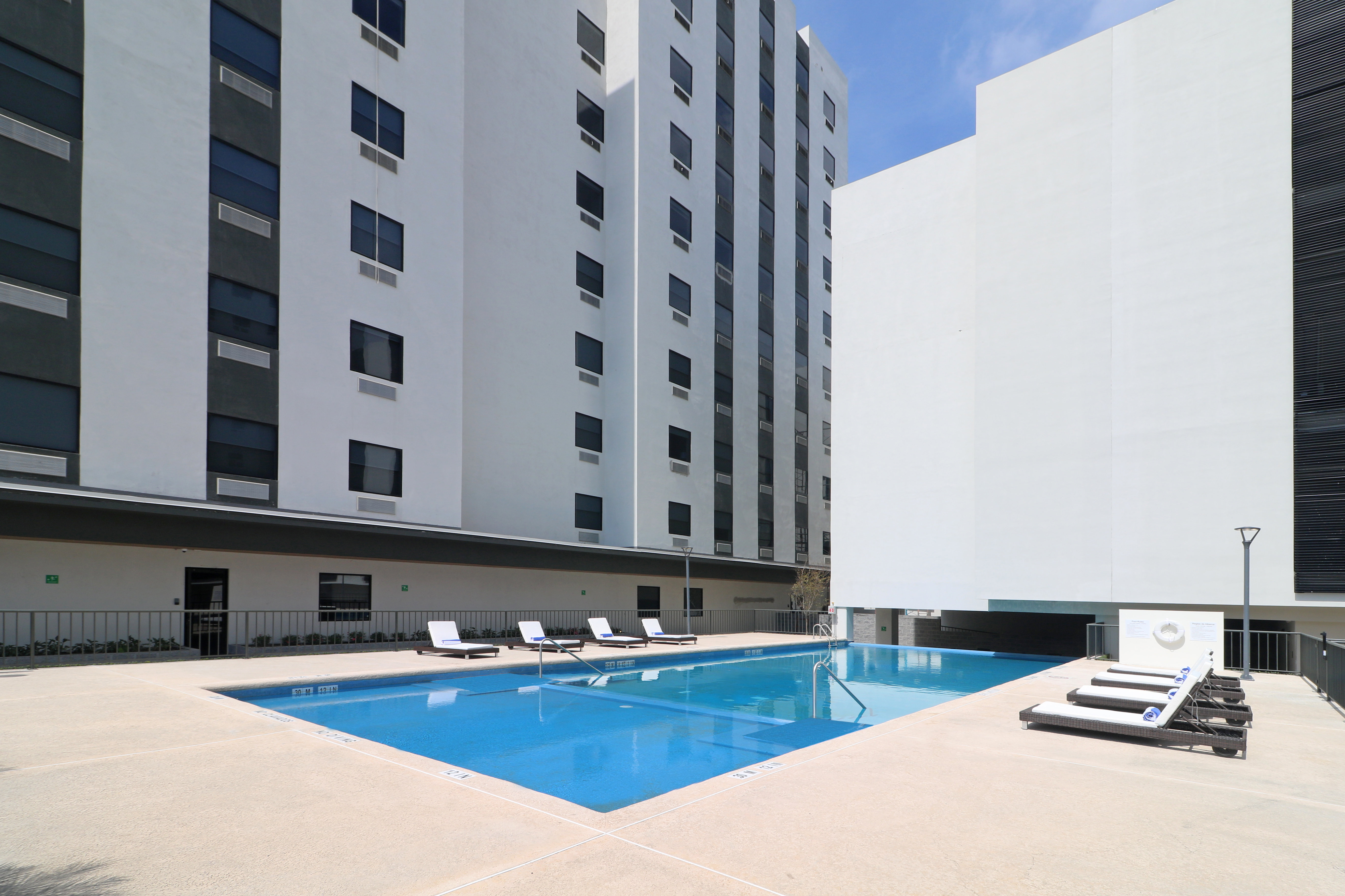 holiday inn hotel and suites monterrey apodaca zona