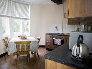 the woolpack hotel