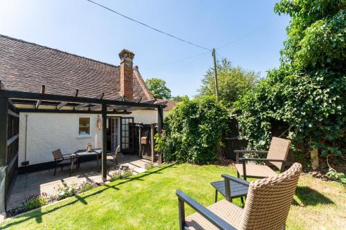 the woolpack hotel
