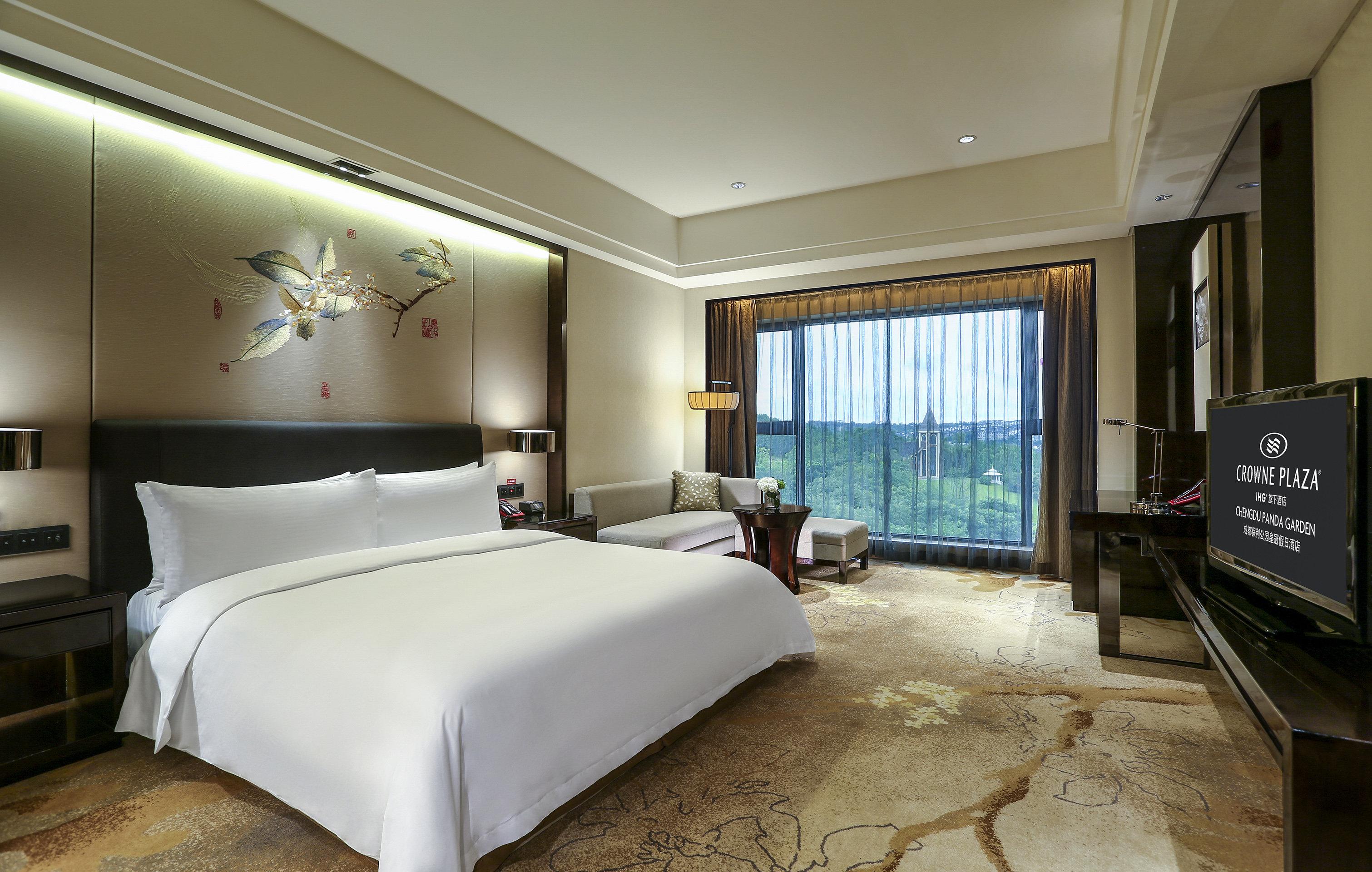 crowne plaza chengdu panda garden by ihg near panda base