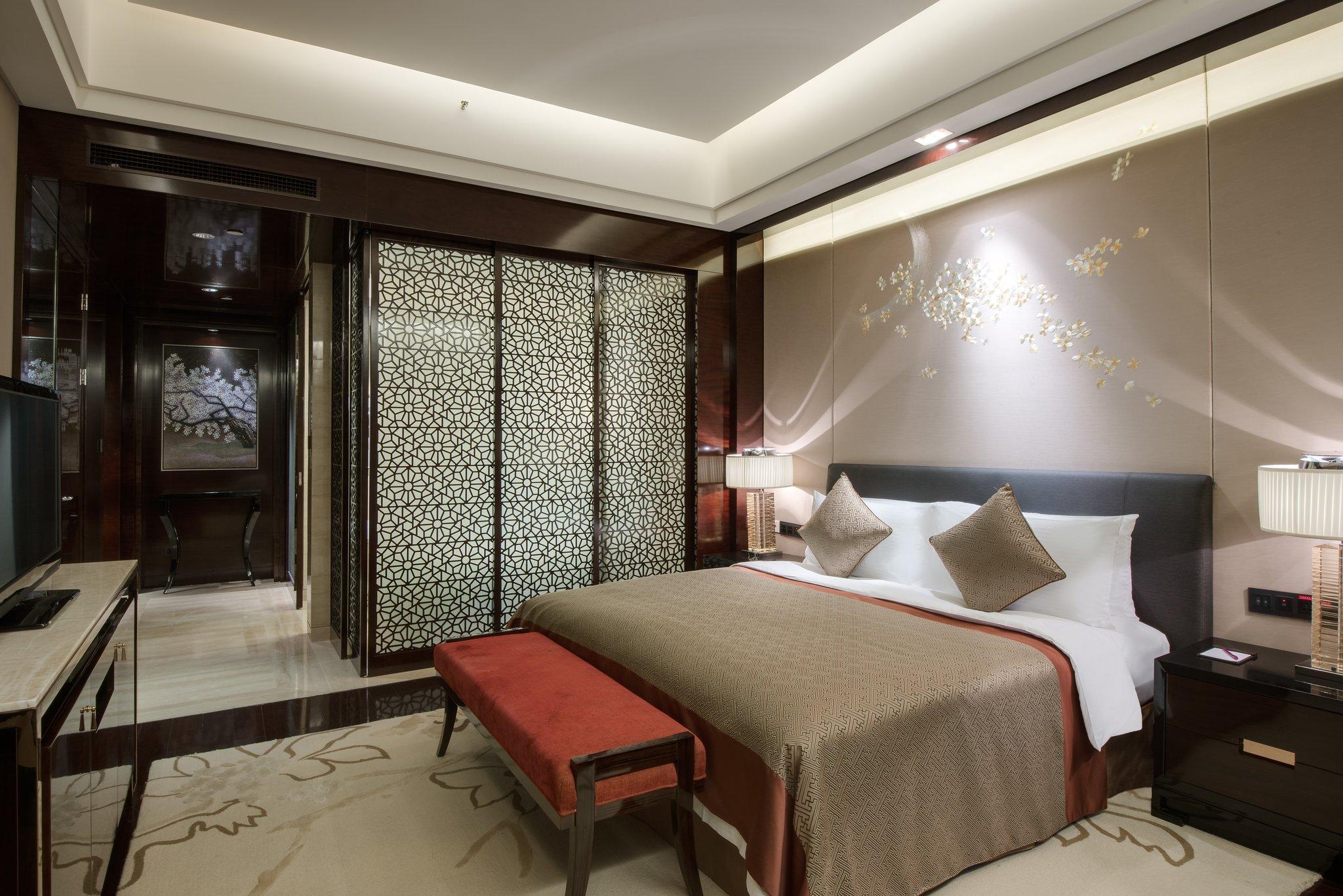 crowne plaza chengdu panda garden by ihg near panda base