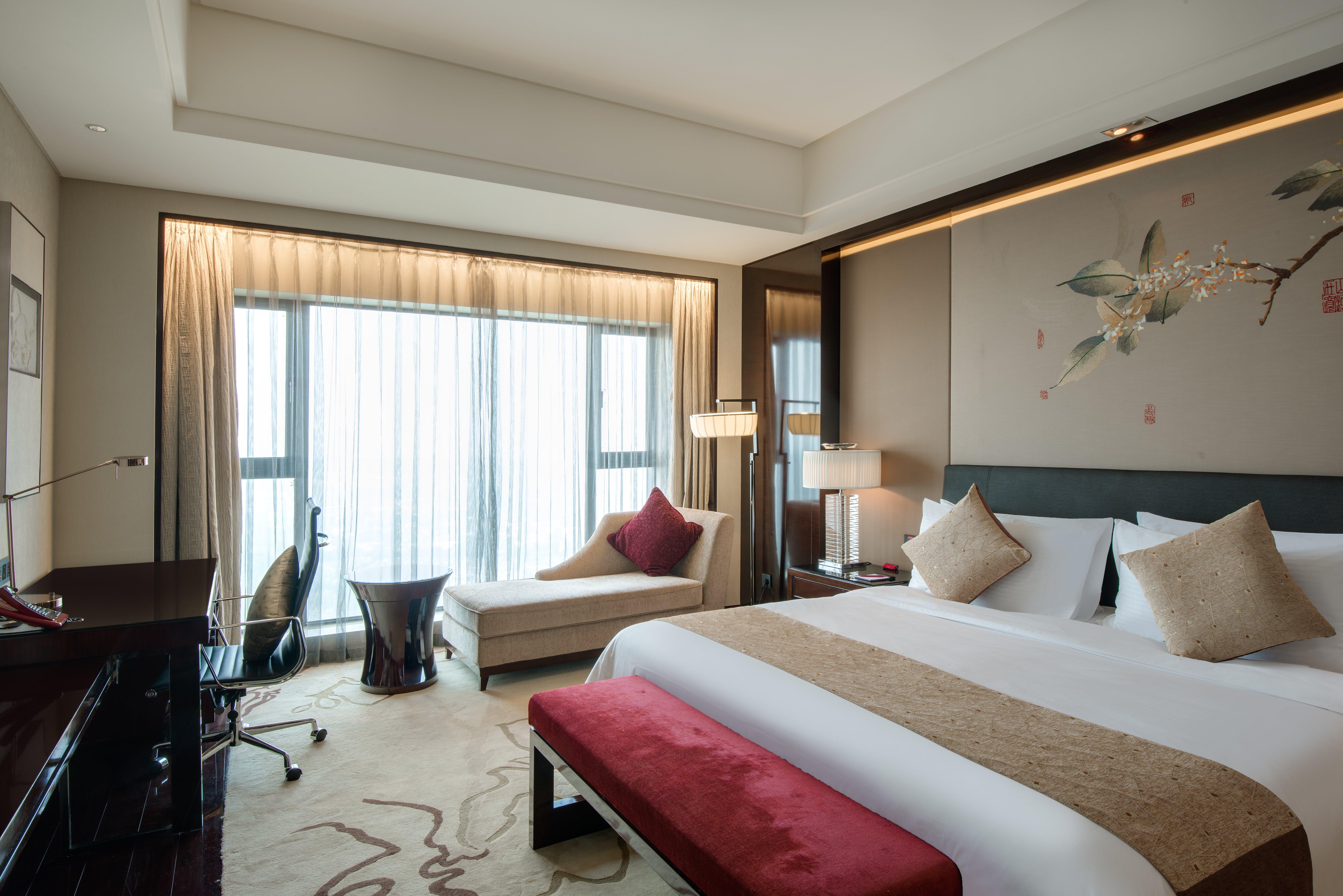 crowne plaza chengdu panda garden by ihg near panda base