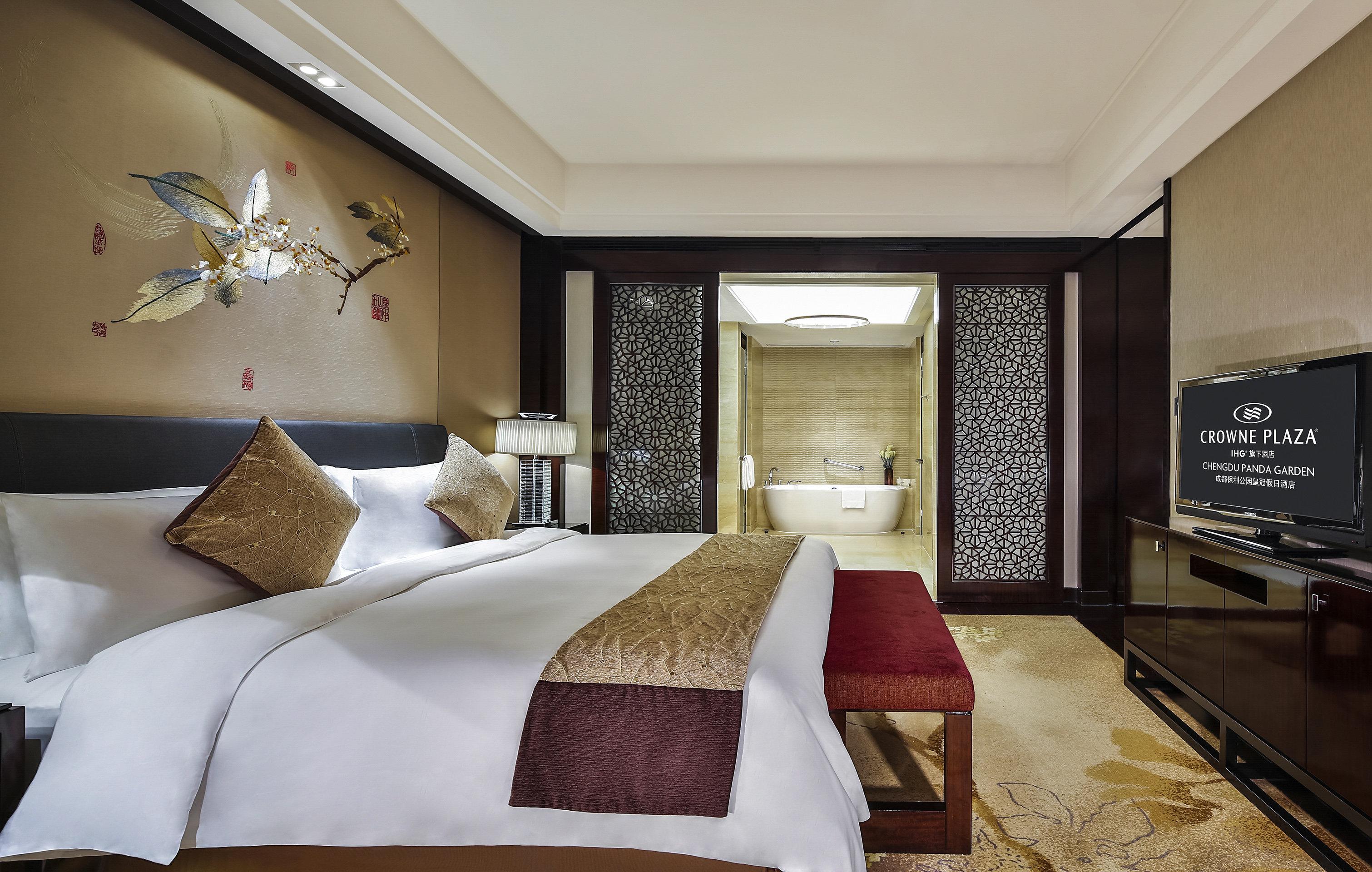 crowne plaza chengdu panda garden by ihg near panda base