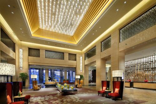crowne plaza chengdu panda garden by ihg near panda base