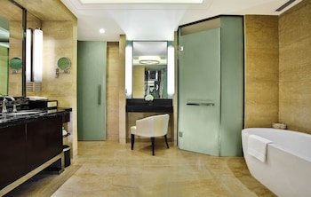 Crowne Plaza Chengdu Panda Garden By Ihg-Near Panda Base,Xindu>>Chengdu,5 star