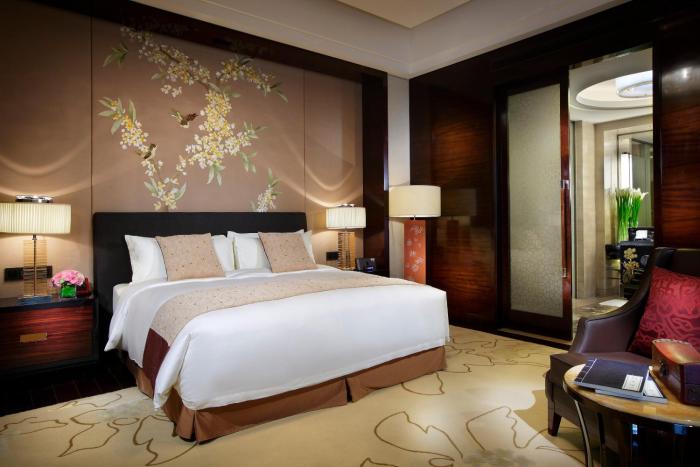 crowne plaza chengdu panda garden by ihg near panda base