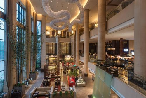 crowne plaza chengdu panda garden by ihg near panda base