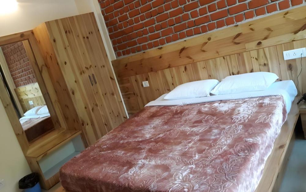 white water inn mcleodganj