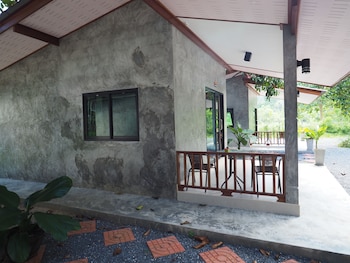 baan keree thara khiri wong