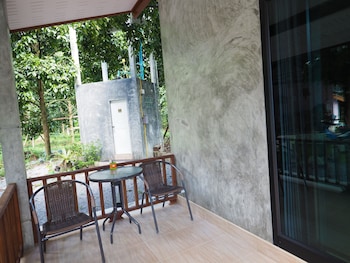 baan keree thara khiri wong