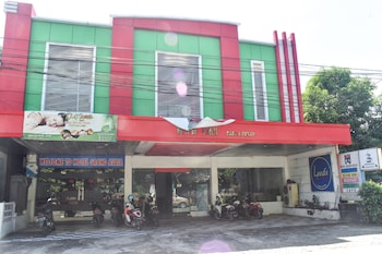 reddoorz near universitas muhammadiyah makassar