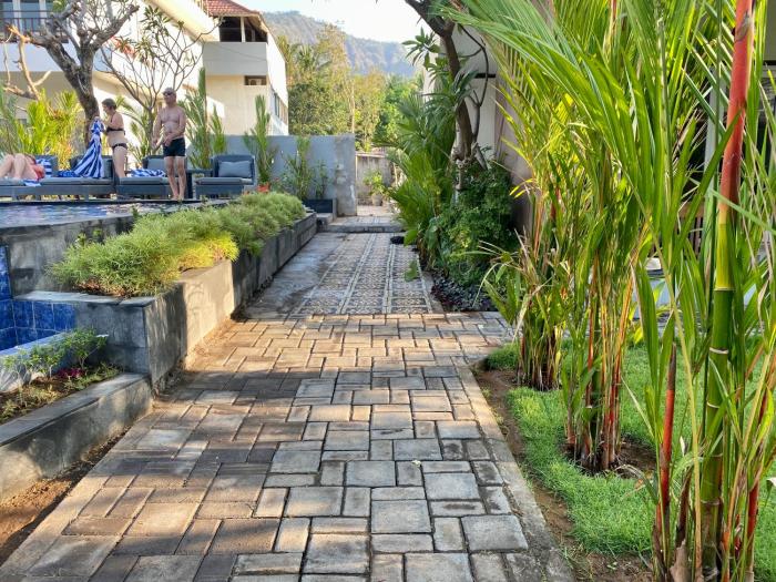 solaluna beach homestay