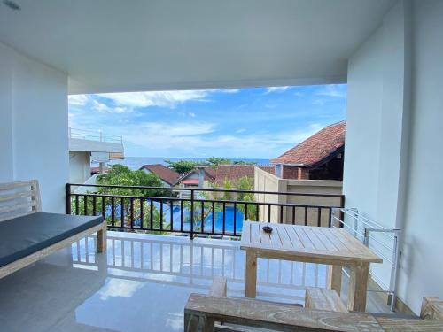 solaluna beach homestay