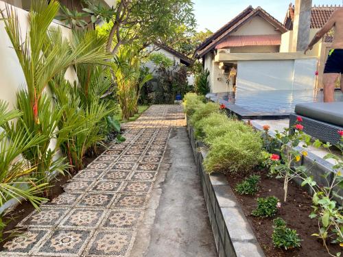 solaluna beach homestay