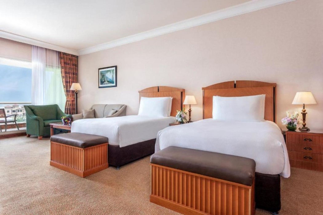 al raha beach hotel