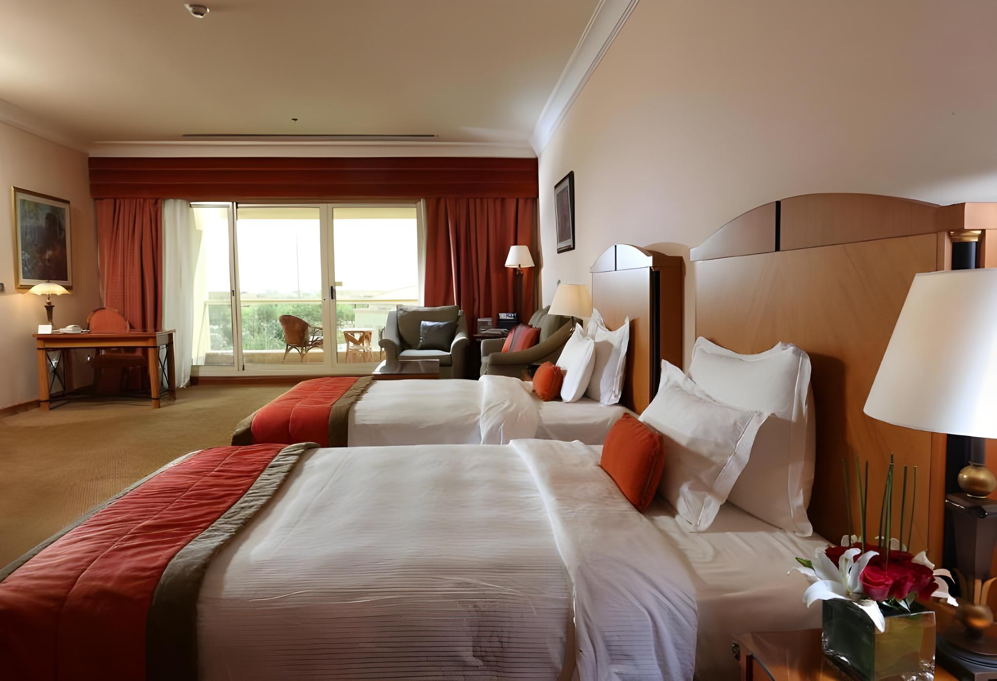 al raha beach hotel