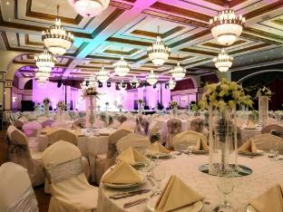 al raha beach hotel